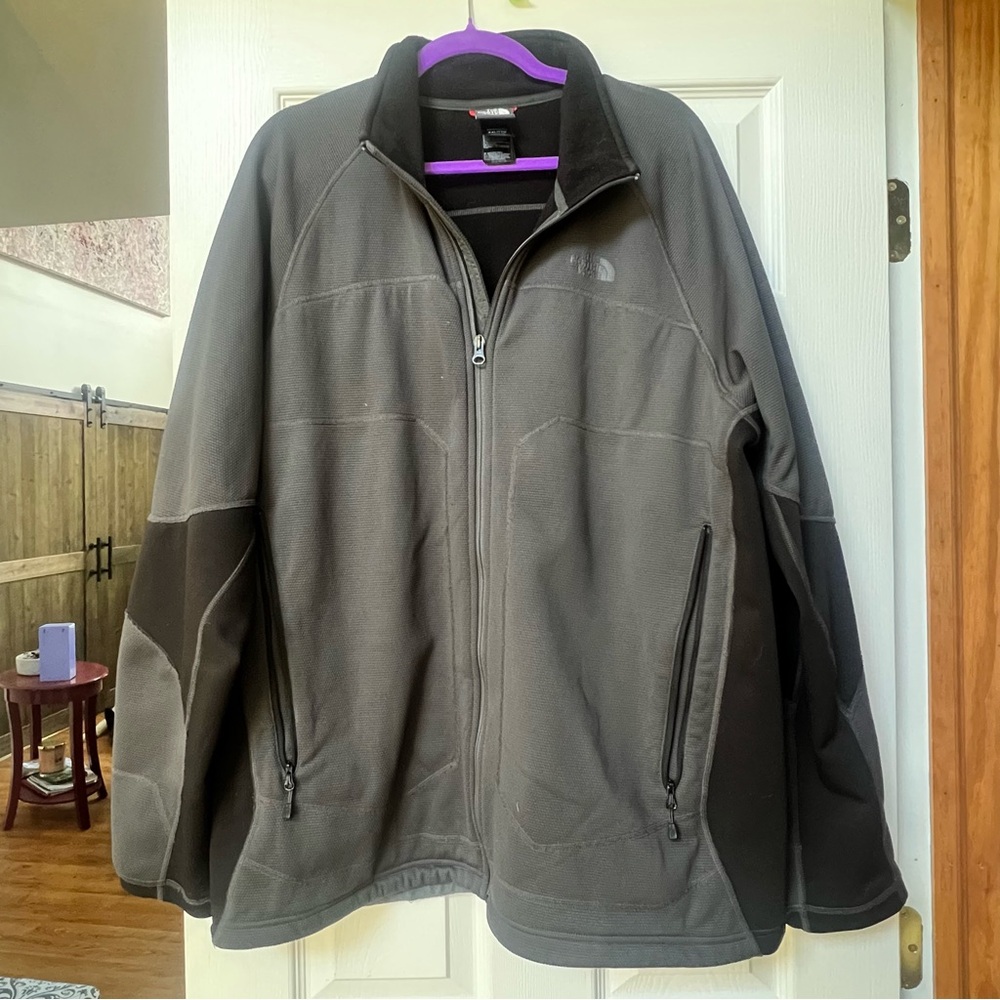 The North Face Men's Black Performance Jacket
